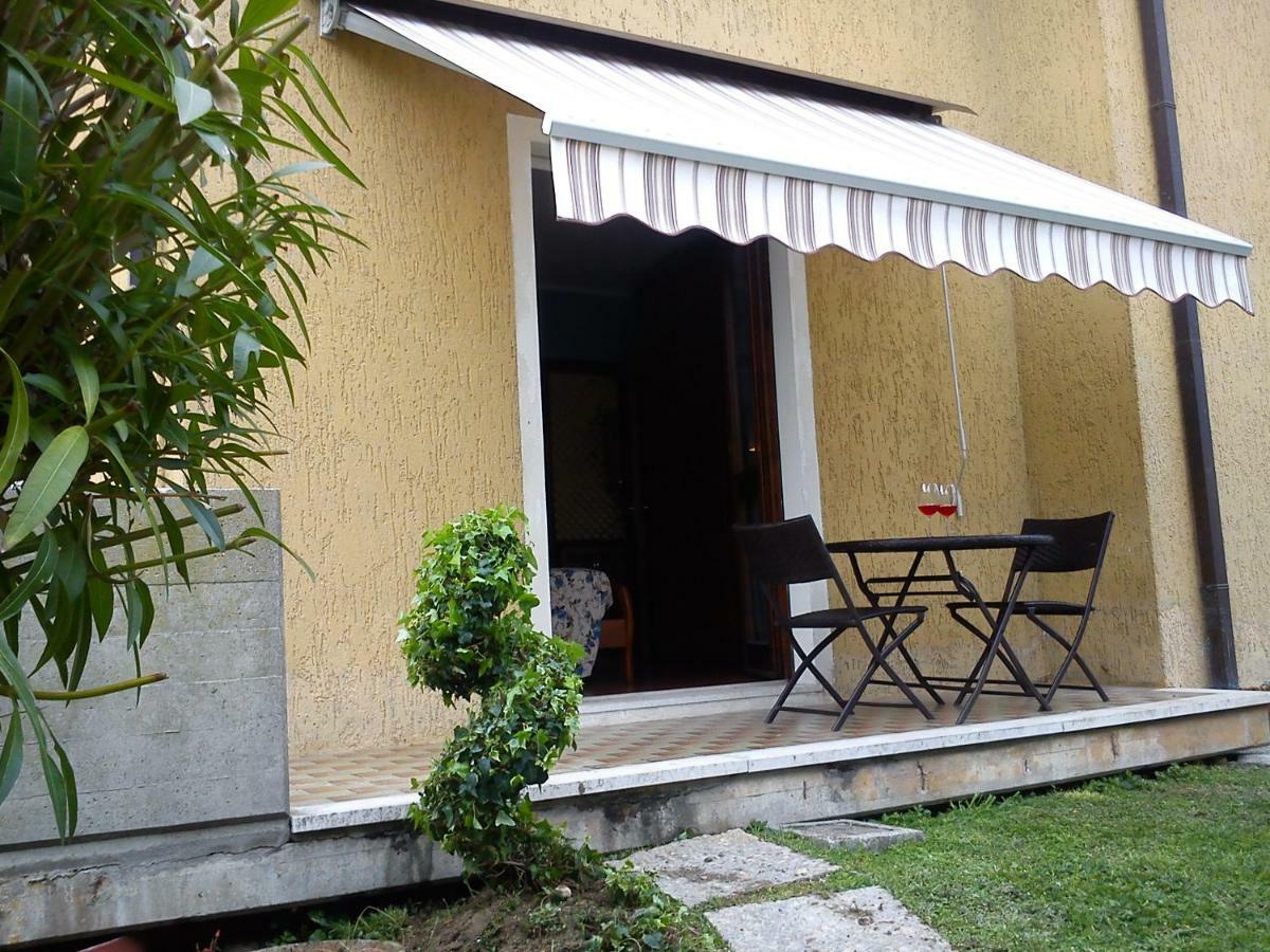 Casa Margherita Сирмионе Экстерьер фото