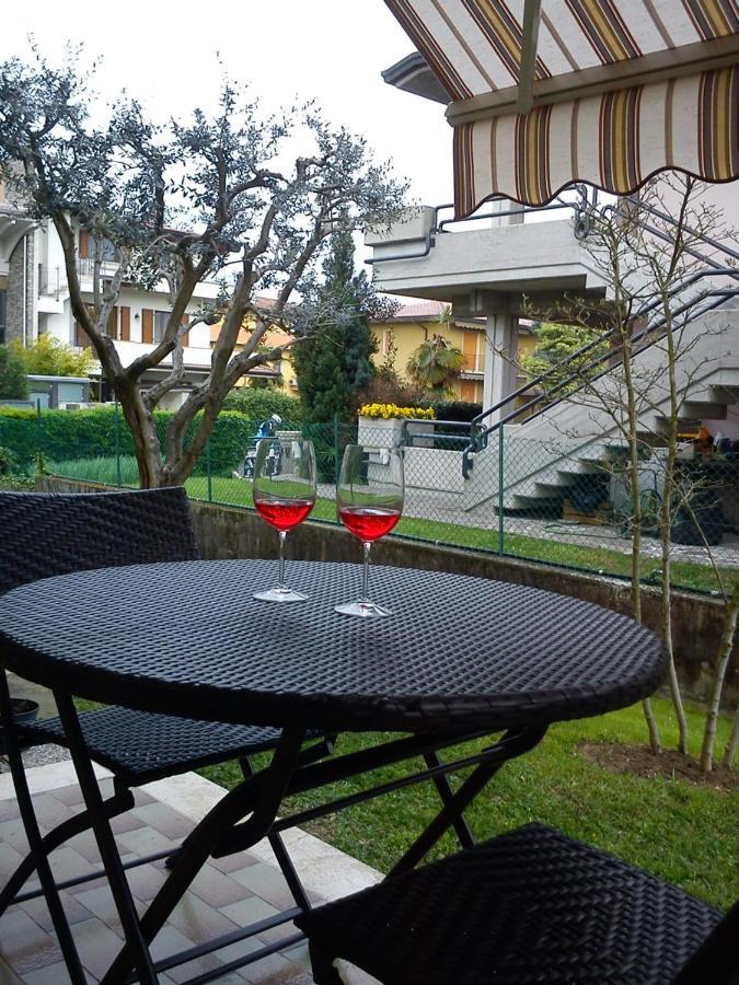 Casa Margherita Сирмионе Экстерьер фото